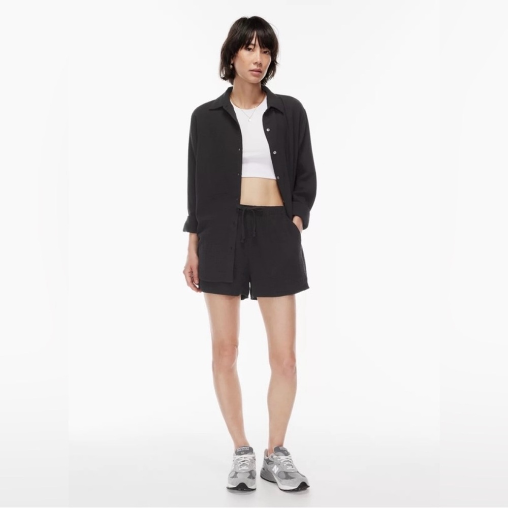 Aritzia Sail Linen Shorts 3” NWT